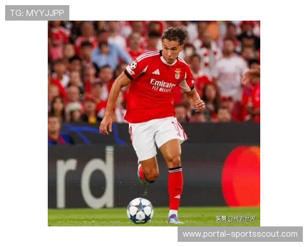 本菲卡主帅穆里尼奥染红离场，次回合无法指挥